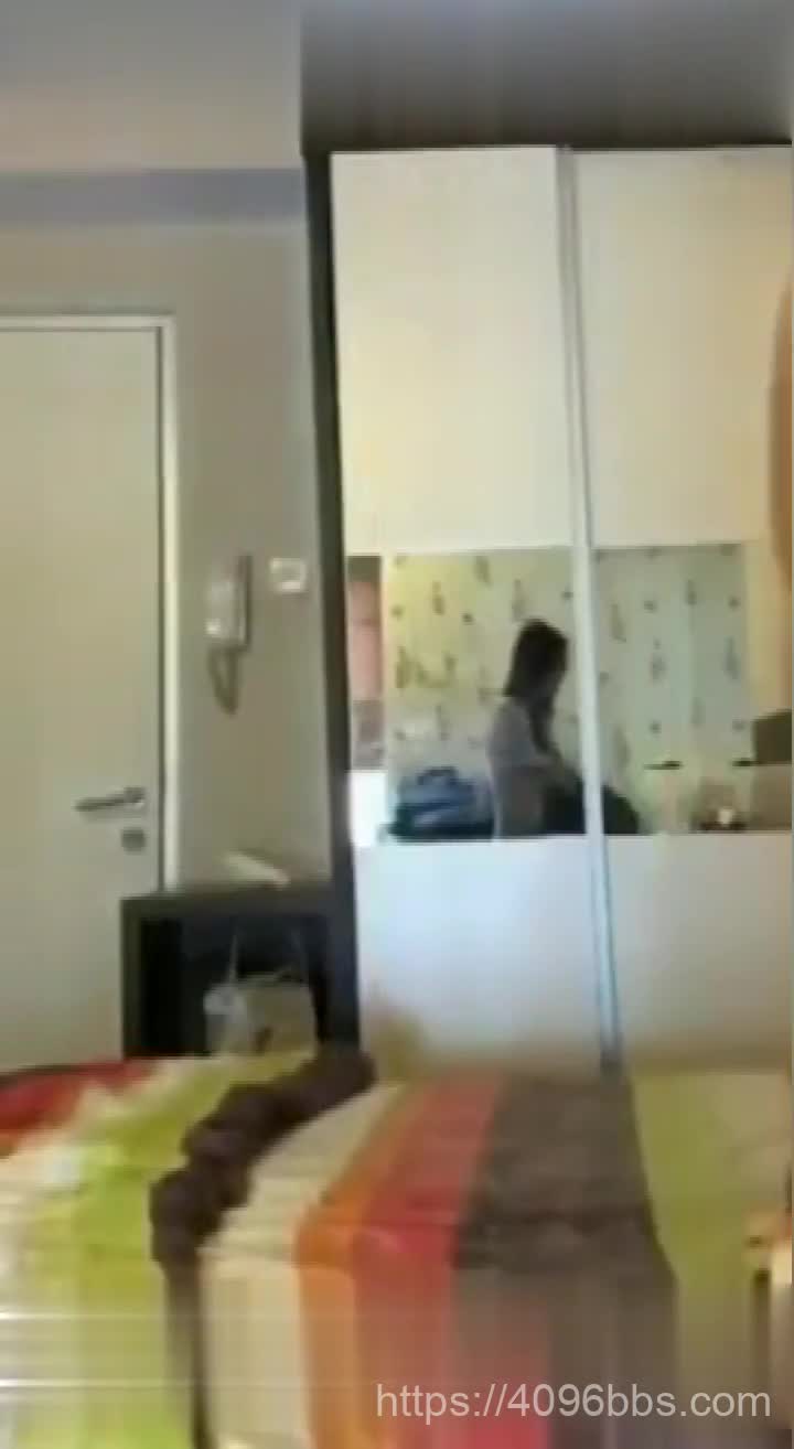 【好片分享】网路疯传Gcup工人姐姐帮雇主老公口交性爱片多段流出