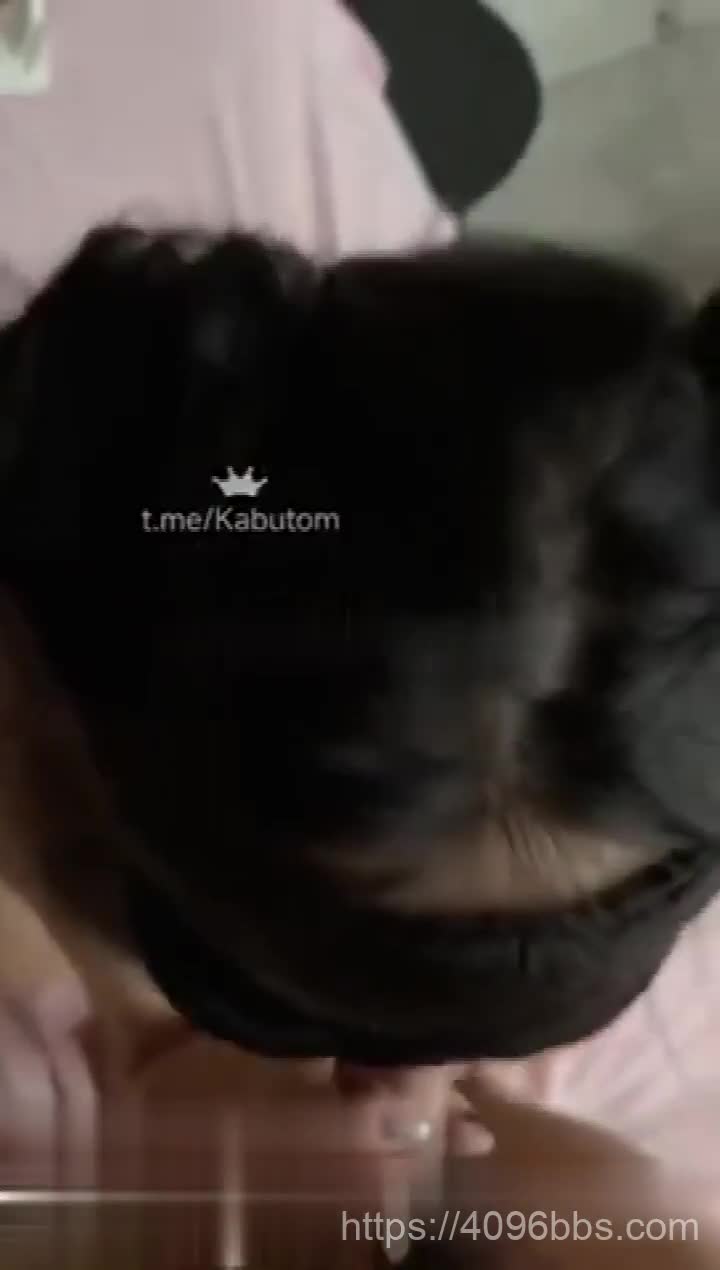 【好片分享】最新富二代真实约炮【fKabuto】25岁小学音乐老师，白嫩大奶子，大屁股很有冲击感，半露脸！