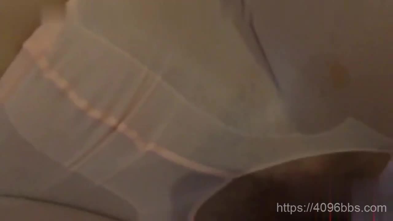 【好片分享】快速射我里面嘛因为我喜欢”91大神罕见露脸约炮杭州美容院短发漂亮正妹特意买来运动服穿上干国语720P高清